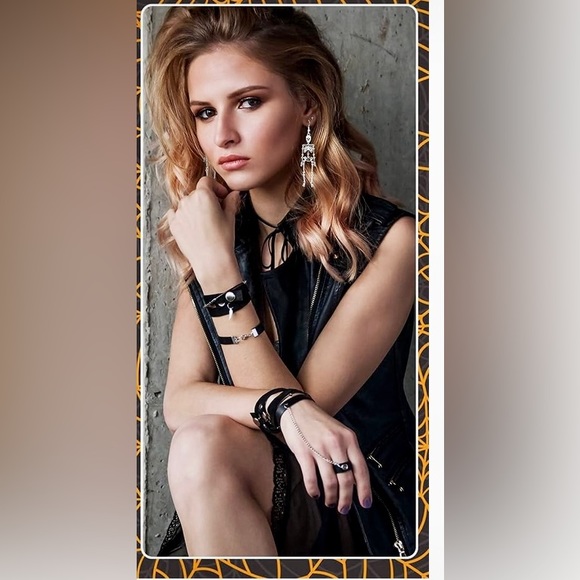 💥Skeleton Fishhook Earring💥 NEW - Picture 4 of 6